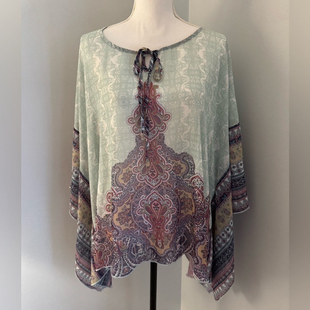 One World Cape style Sheer soft colored Print Blouse 3/4 SleevesSize Medium